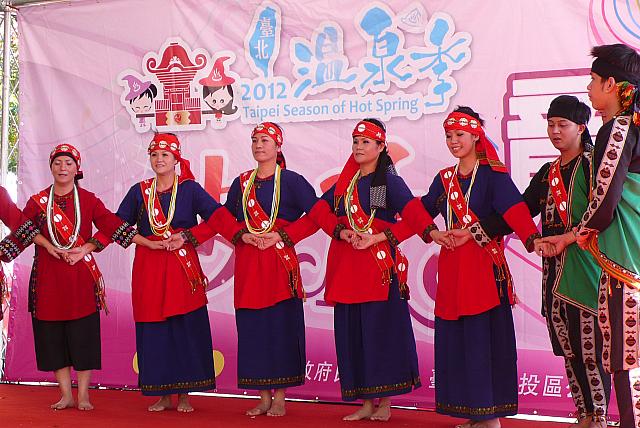他にも北投辺り一帯が故郷であるケタガラン族によるダンスの披露や、