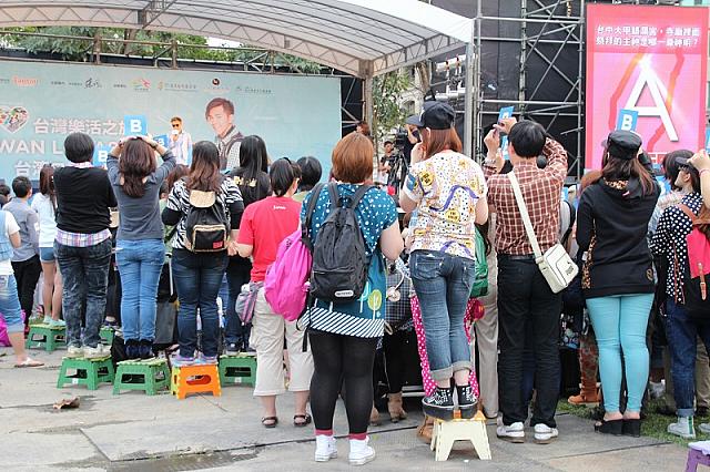 台湾のイベントの際にはこの椅子を持参している人の確率高し！