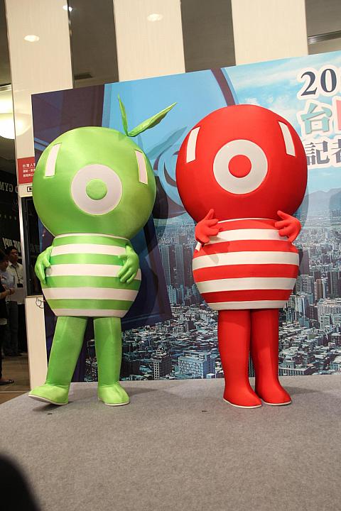 台北101のマスコット・ダンバーベイビーがお出迎え