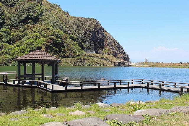 海水と淡水が混じった亀尾湖
