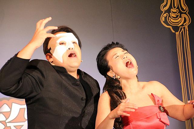 この迫力！メディア陣もシ～ンとしていました