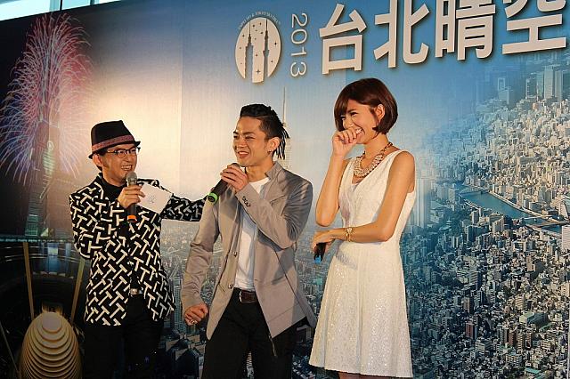 つづいてA4F（元dance flow）のTakeshiさんが登場し、郭雪芙さんとのトークを繰り広げました