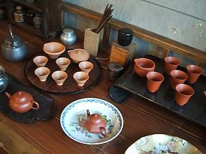 おいしいお茶やかわいい茶器もたくさん。