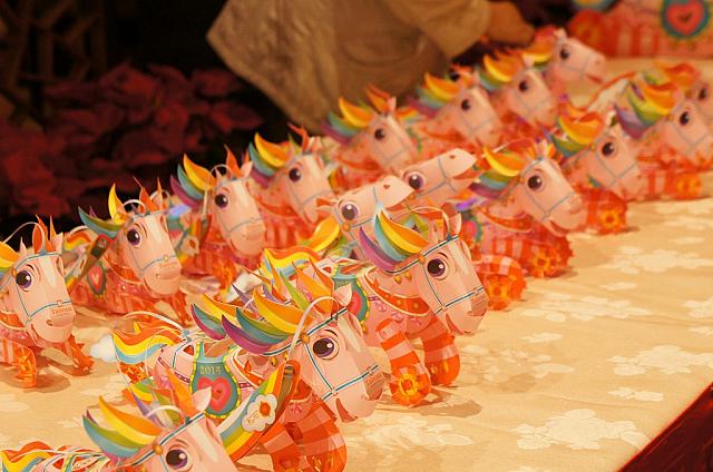 この日はメインランタンだけでなく、手持ち提灯もお披露目されました。