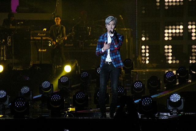 今人気急上昇中のBiiも歌声を披露。韓国人ぽいなぁと思っていたら、なんと韓国と台湾のハーフなんだそうですよ！