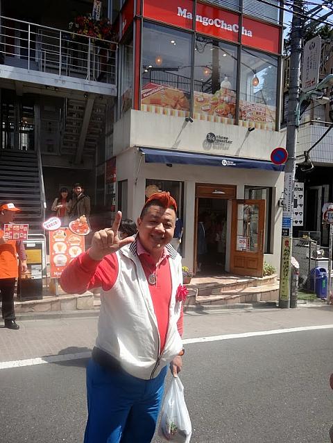 マンゴーさん、お久しぶり～！そちらは、もしかして日本～？