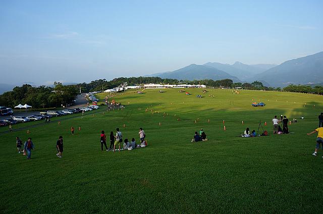 鹿野高台へ。ナビが到着した時には人もまばらでした。