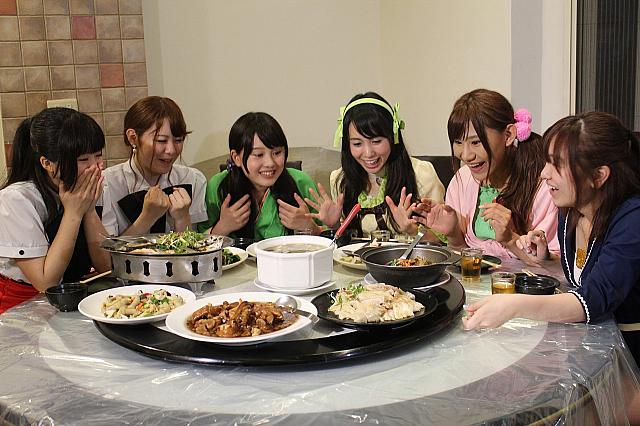 未来ちゃんと愛ちゃんが生み出した中国語の数字の覚え方！「ER算数オレオ千葉女子」って舌を巻いて言ってみると、ほんとに中国語に聞こえるんです～