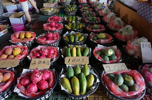 他のフルーツもたくさん売っていましたよ～