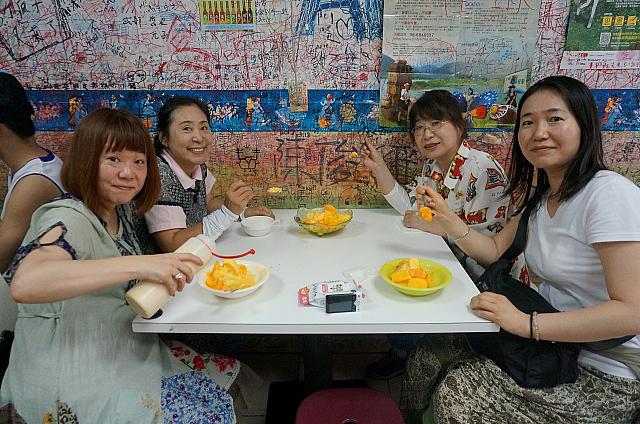 念願のかき氷に笑みがこぼれます♪