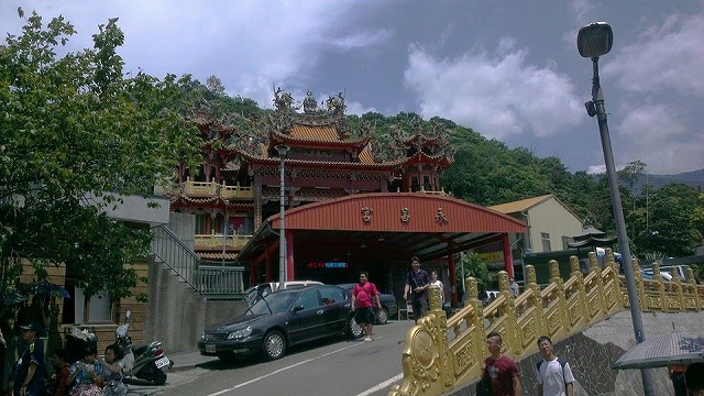「永昌宮」という大きなお寺も有名で、地元の人たちの信仰を厚く受けています。