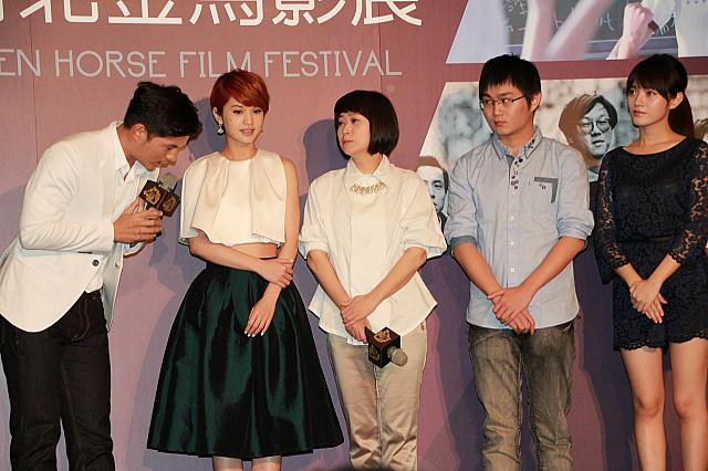 そんな時、李監督から色々アドバイスをもらい、最後は納得して役に入っていけたそうで、頭を下げて感謝を伝える場面も。