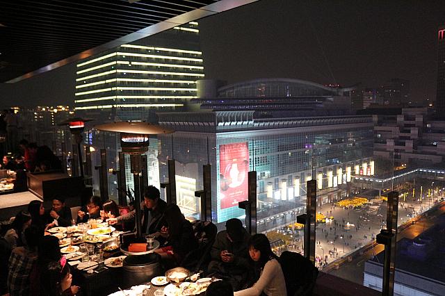 ナビはATT4FUNの10F「RAMA」レストランへやってきました 