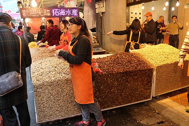 ピーナッツもこんなに！ナビ結構試食しちゃいました～
