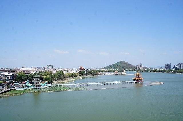 龍の塔にのぼるとこんな景色も楽しめます。風がよく通るので、かなり気持ちいいです♪