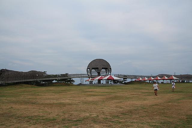 今度は北上していくと、海濱公園内に新しい建物が！
