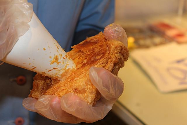 こんな風に中身を注入するから