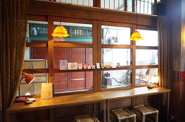 レトロな雰囲気の店内
