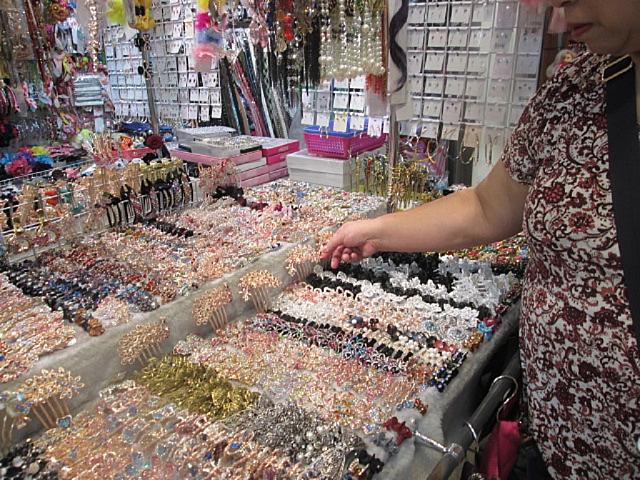 ヘアーアクセサリーのお店