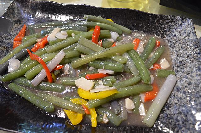 清香蓮梗。レンコンの茎炒め。ニンニクの茎のようなシャキシャキした食感