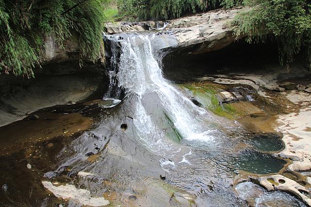 通称コブラの滝