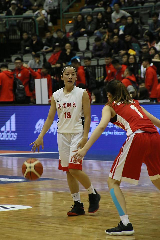 女子準決勝の台師大VS佛光大學より