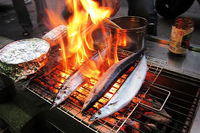 魚がファイヤーー！豪快に楽しみます