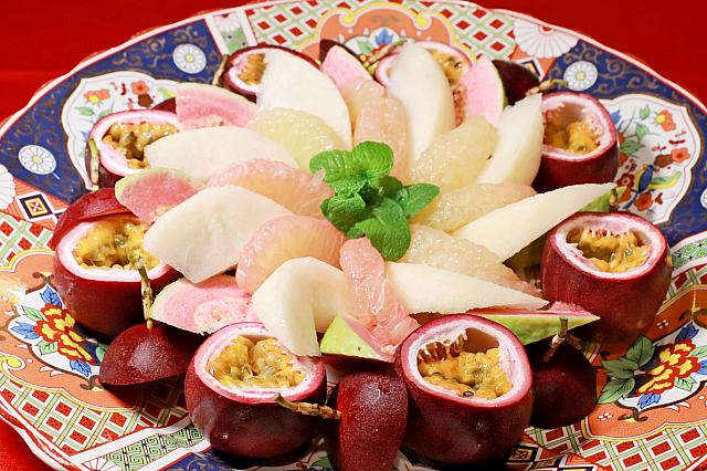 食事の〆はフルーツ盛り合わせ！