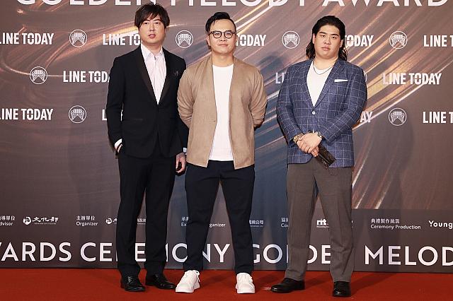 インストゥルメンタル部門のアルバムプロデューサー賞、作曲家賞、レコーディング賞にノミネートの「謝燕輝」、「張德銘」、「單為明」