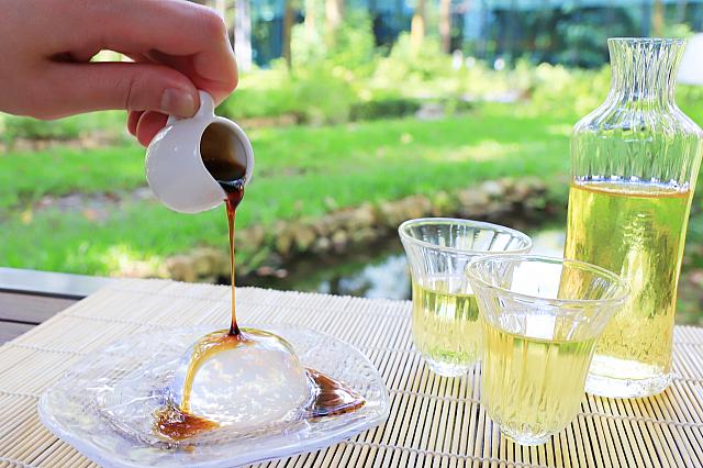 水滴餅と水出しウーロン茶
