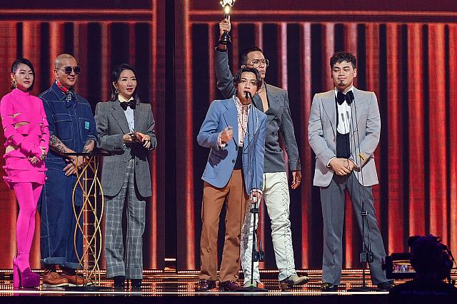 簡潔な受賞コメントとビートボックスが逆にインパクト大