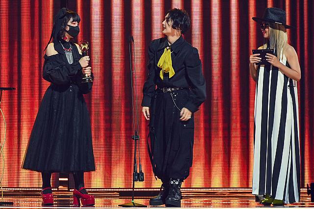 「珂拉琪(Collage)」が新人賞を受賞！