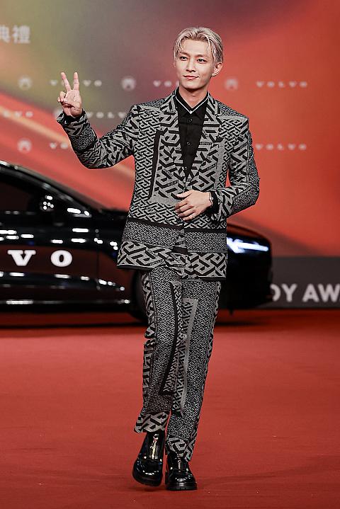 近年、バラエティー番組でMCの才能を開花させた「炎亞綸(アーロン)」はプレゼンターとして参加。今年はコンサート開催したいそう