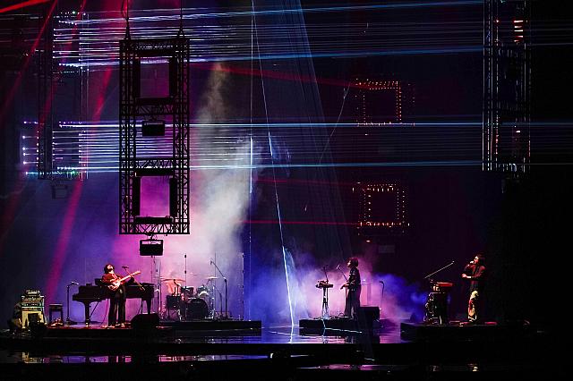 圧巻のライブパフォーマンスを披露したKing Gnu　(画像提供：台視)