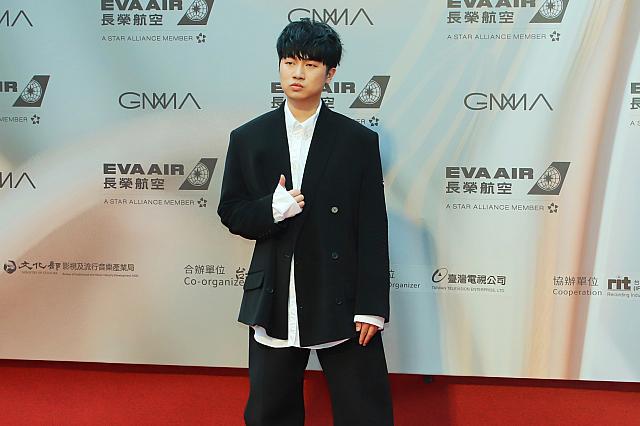 電子音楽が好きだという彭柏邑(Boiii P)は、客家語音楽に新風を吹き込むべく、様々な音楽要素を取り入れたのだそうです。「年度アルバム賞」「最優秀客家語アルバム賞」にノミネート。