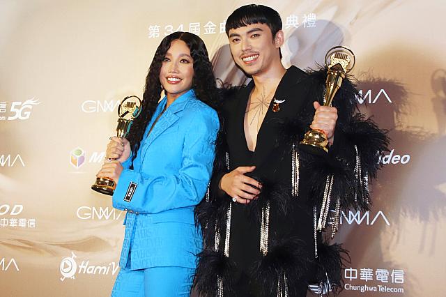 『最優秀中国語歌女性手賞』A-Lin & 『最優秀中国語歌男性手賞』HUSH