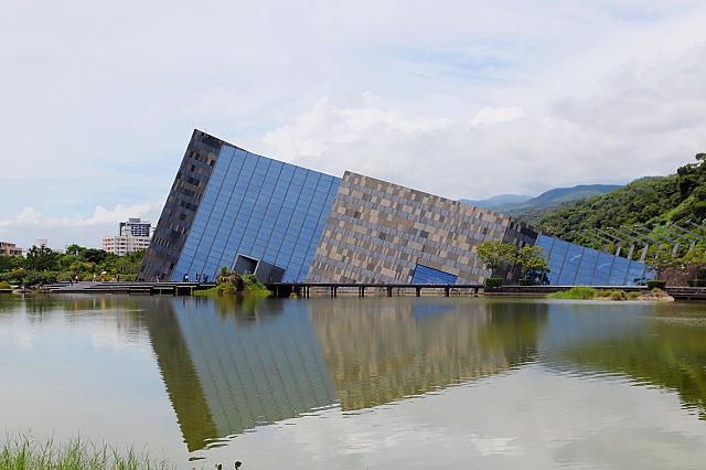 ユニークな外観の「蘭陽博物館」