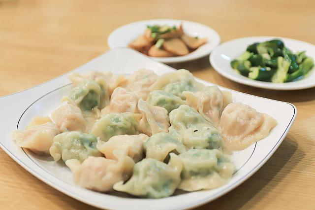 水餃子なら迷わず「果貿呉媽家餃子」