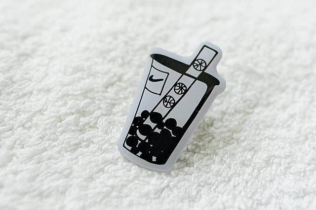 タピオカがバスケットボールになってるの、かわいすぎるでしょう？ピンズは軽いし、お土産にピッタリ！