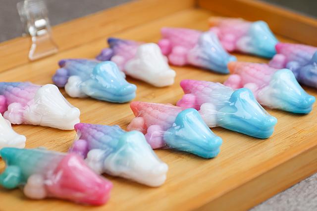 「不一樣鱷生態農場」でワニのクッキーや石けんみっけ！