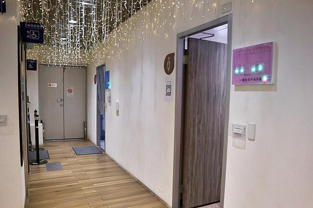 清潔なトイレは数もたくさん
