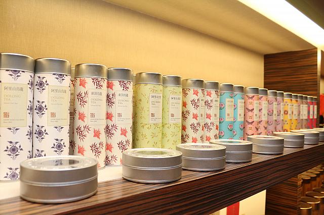 「嶢陽茶行」は花柄パッケージがかわいい♡