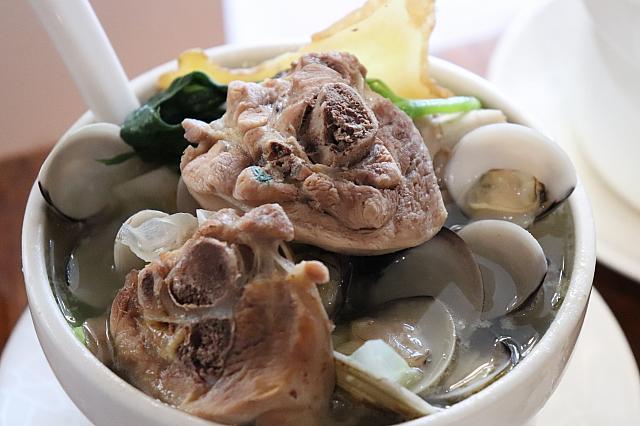 雙月食品