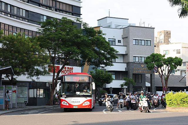 台南市バス
