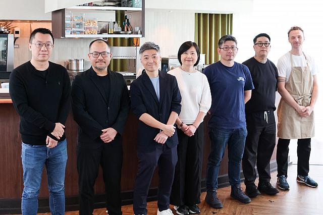 プロジェクトの主たるメンバー勢揃いでオープニング