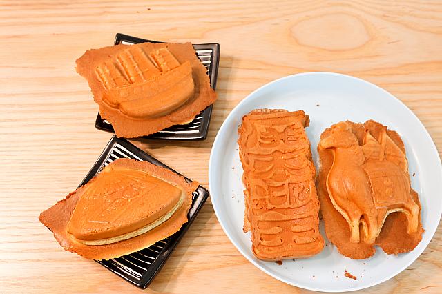 王船文化館にちなんだカステラ(雞蛋糕)