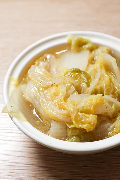 白菜の煮込み、白菜滷(50元)は台湾小吃の定番中の定番。ナビもみんなも大好きです♡