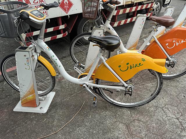 台北から始まり、台湾全土にサービスが広がっているシェアリング自転車サービス「YouBike」。台湾南部の嘉義市内でも利用できます。