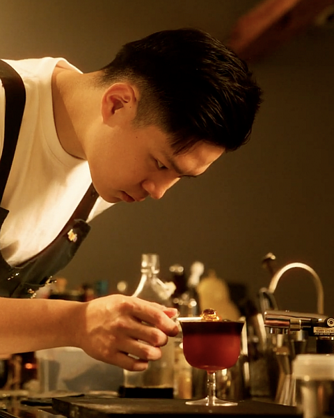 酉日咖啡吧｜Arthur