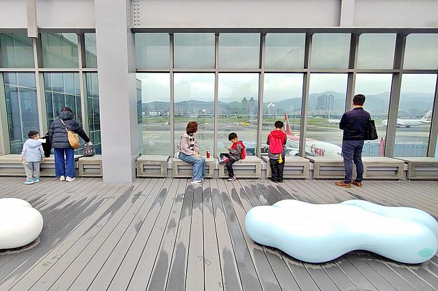 さてさて、肝心の飛行機が見える展望台は？